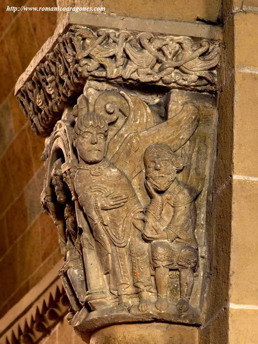 ÁNGEL Y FIGURA PENSATIVA